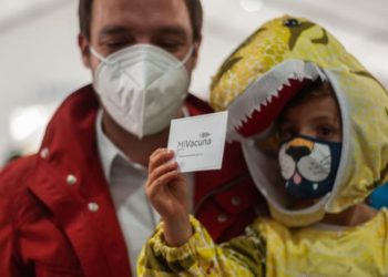 COVID-19 en América Latina: Â¿por qué es importante vacunar a los niños?