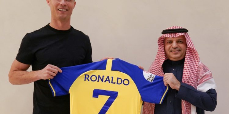 Cristiano Ronaldo es el nuevo jugador del club saudita Al-Nassr