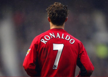 Cristiano Ronaldo ficha por el Manchester United