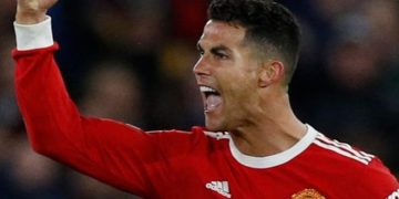 Cristiano Ronaldo -no está en venta-, dice el entrenador del Manchester United