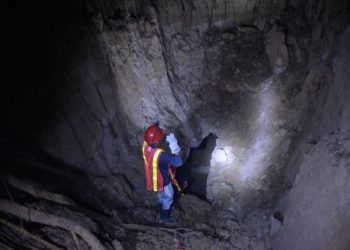 Cuarta caverna en carril auxiliar periférico es rellenada este martes
