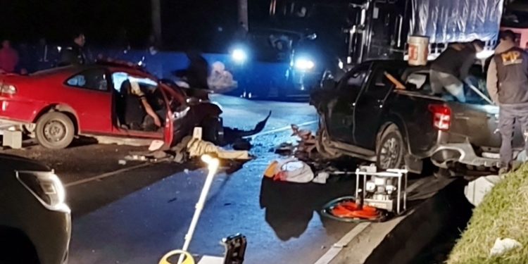 Cuatro personas fallecidas en accidente vial en Zunil, Quetzaltenango