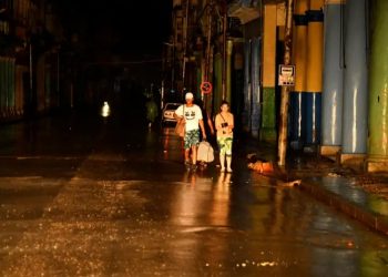 Cuba pospone actividades por profunda crisis energética