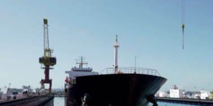 Cuba potencia su comercio marítimo con la apertura del dique flotante más moderno del Caribe