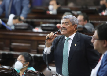 Dan trámite al antejuicio en contra de diputado Carlos Mencos