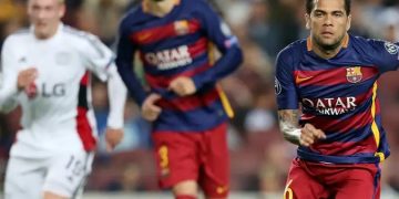 Dani Alves deposita fianza para salir de la cárcel en España