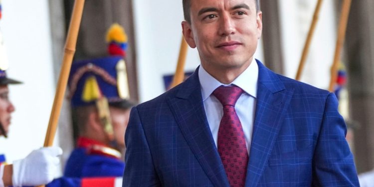 Daniel Noboa ordena derogar la tabla de consumo de drogas en Ecuador