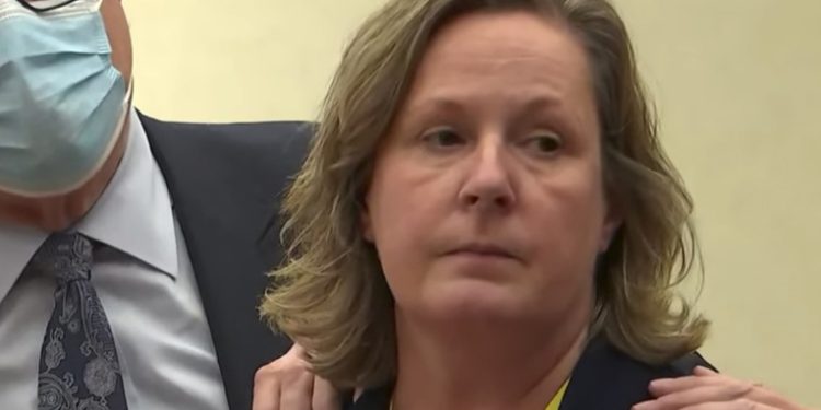 Declaran culpable a la agente de Policía que mató de un disparo al afroamericano Daunte Wright