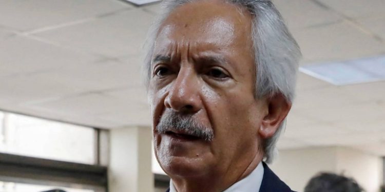 Defensa de José Rubén Zamora logra amparo provisional tras casi dos meses de espera