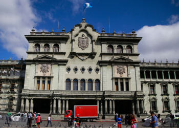 Denuncian posibles anomalí­as en remozamiento de Palacio Nacional