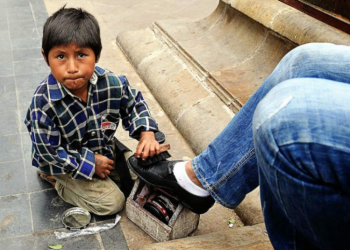 Denuncias por acoso, maltrato y explotación de niños han aumentado en el último año