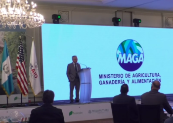 Desarrollan proyectos agrí­colas para evitar que familias del altiplano emigren a EEUU