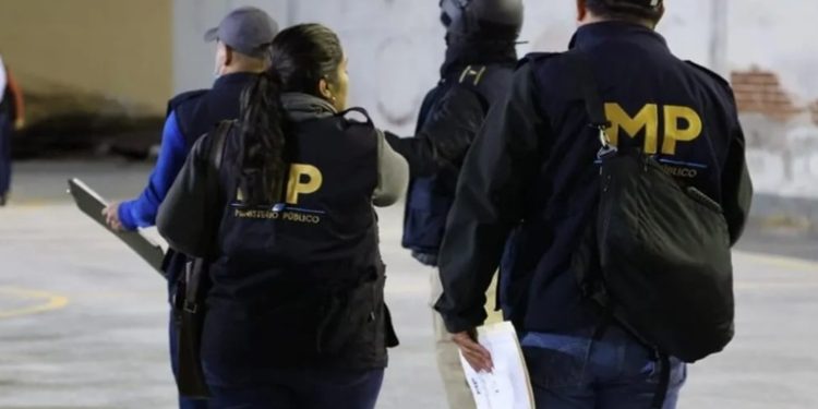 Desarticulan redes de extorsión con más de 60 capturas en megaoperativo nacional