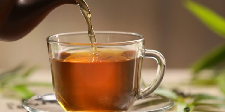 Descubren posibles beneficios del té para la salud