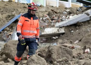 Deslizamiento de tierra deja seis muertos en Ecuador