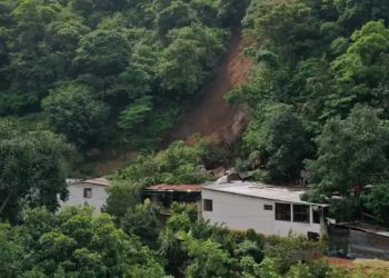 Deslizamiento en Pastores, Sacatepéquez deja dos niñas fallecidas