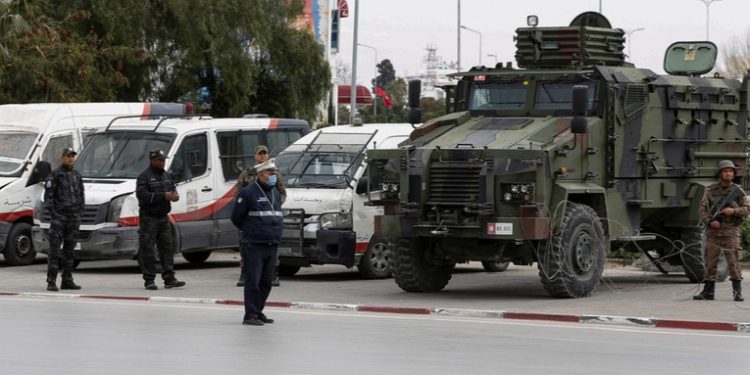 Desmantelan dos células terroristas vinculadas al Estado Islámico en Túnez