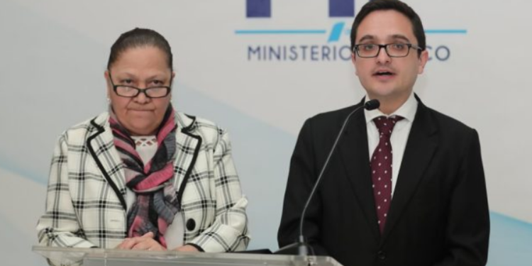 Destituyen a fiscal de Guatemala exaltado por EE.UU.
