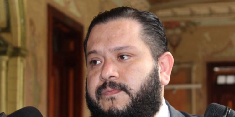 Destituyen al director del Registro de Ciudadanos del TSE