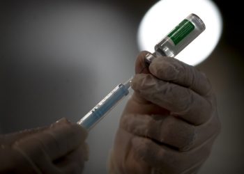 Detectan un sí­ntoma de covid-19 que solo es caracterí­stico para los vacunados