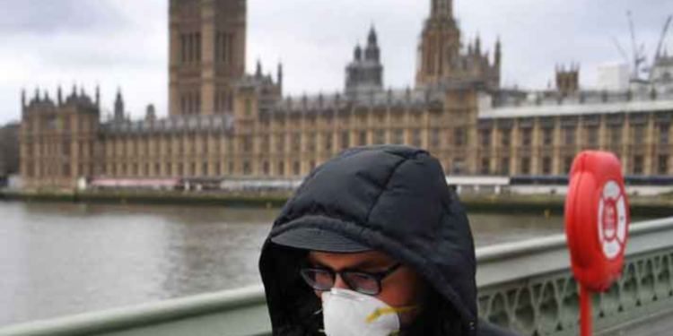 Detectan variante del Sars CoV 2 en Reino Unido