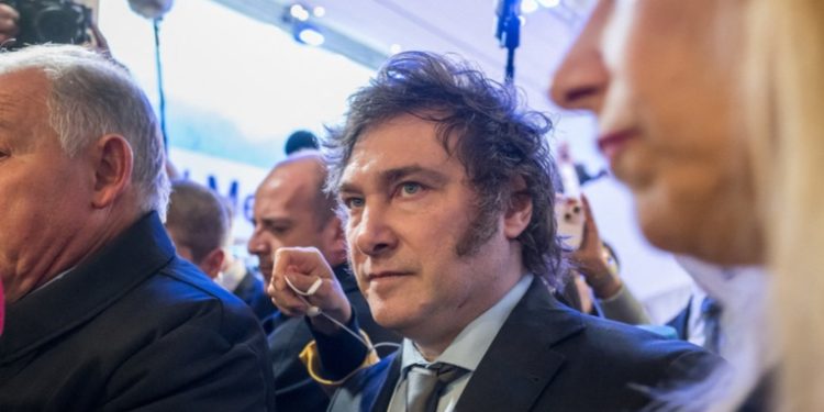 Detienen en Argentina a un hombre que amenazaba de muerte a Milei