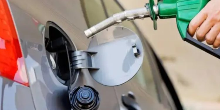 DIACO investiga denuncias contra 67 gasolineras por posible especulación e incremento en precios de combustibles