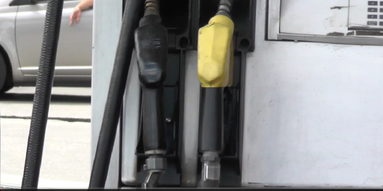 DIACO notifica a 25 gasolineras por realizar publicidad engañosa