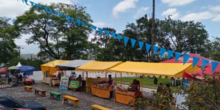 Diez ventas fueron colocadas para celebrar la Feria del Cerrito del Carmen