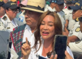 Diputada Evelyn Morataya enfrenta resistencia de trabajadores en hospital de Baja Verapaz