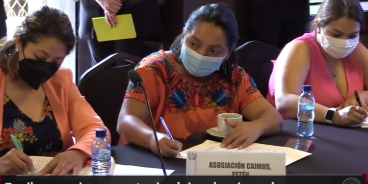 Diputadas se reúnen con autoridades para conocer planes que frenen violencia contra la mujer