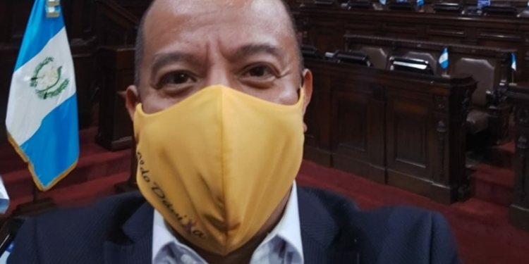 Diputado Aldo Dávila descarta ser independiente