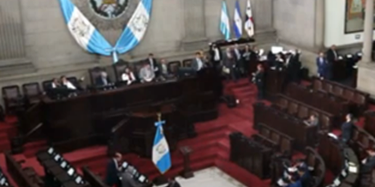 Diputados buscan reactivar derecho a indulto en la pena de muerte