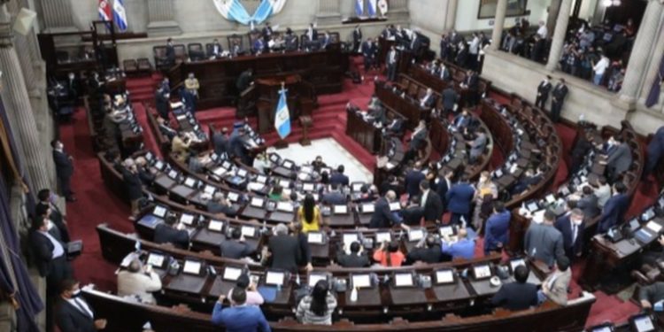 Diputados convocados a sesionar esta tarde para avanzar en aprobación a subsidios al diésel