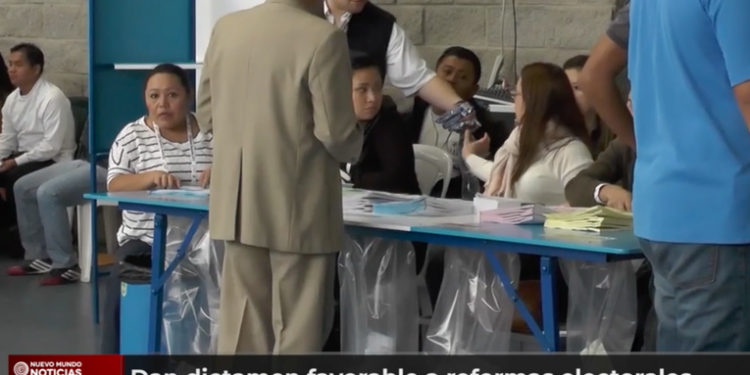 Diputados dan dictamen favorable a iniciativa de reformas a ley electoral y de partidos políticos