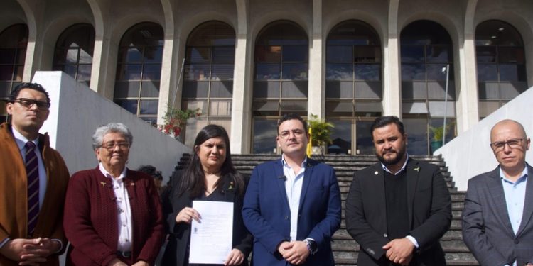 Diputados de Semilla recusan al juez Fredy Orellana y buscan apartarlo del caso 'Corrupción Semilla'