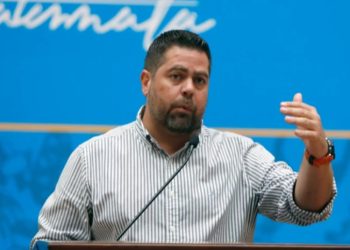 Diputados pedirán a Junta Directiva priorizar interpelación al ministro de Comunicaciones