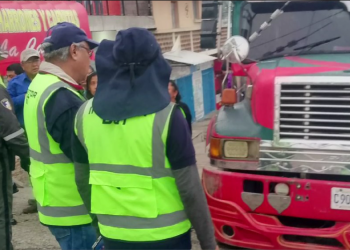 Dirección de Transportes realiza masiva inspección a buses extraurbanos