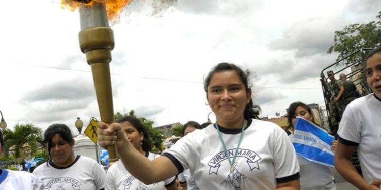 Dirección Departamental de Sacatepéquez prohíbe actividades de antorchas sin autorización oficial