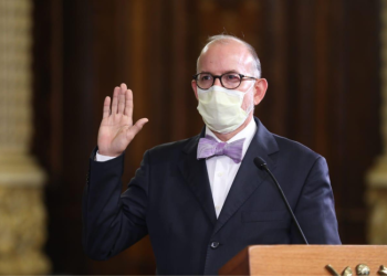 Director de la COPRECOVID presenta su renuncia