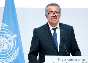 Director de la OMS: (La pandemia acabará cuando el mundo decida acabarla)