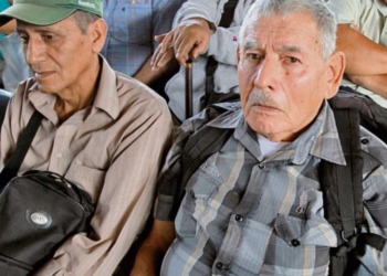 Discusión acalorada se vivió dentro de la bancada podemos debido al tema del Programa Adulto Mayor.