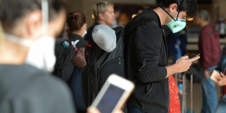 Diseñan mascarilla capaz de detectar a personas infectadas con coronavirus