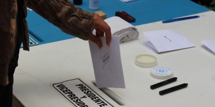 Diseño e impresión de papeletas: Dirección Electoral se prepara para la segunda vuelta