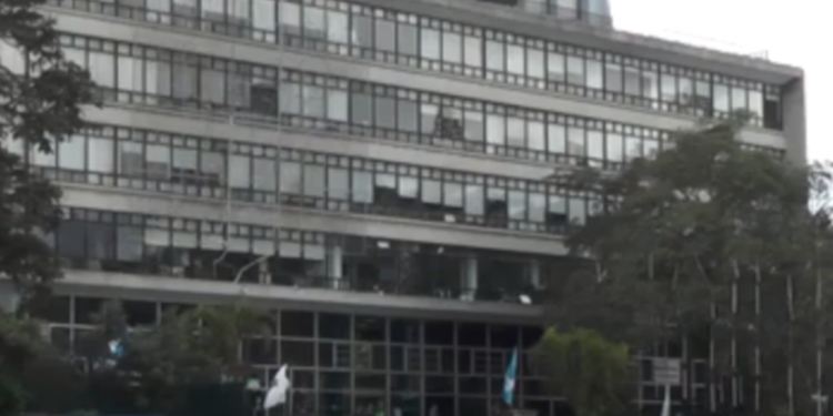 Estos son los 12 aspirantes que compiten por la alcaldí­a capitalina