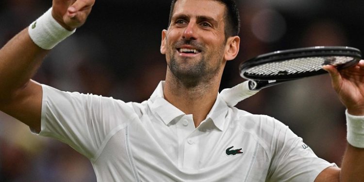 Djokovic supera a Rune y se planta en cuartos de final de Wimbledon