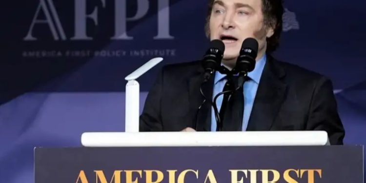 Donald Trump a Javier Milei: Eres una persona MAGA