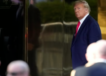 Donald Trump se entregará en un proceso penal histórico en EEUU