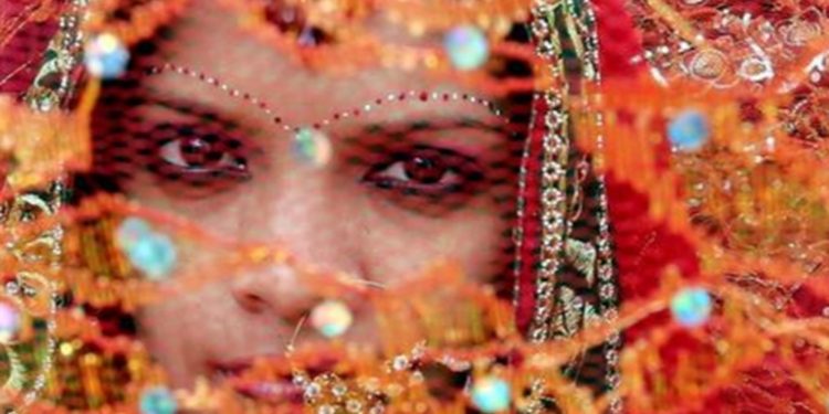 Dos mil arrestos en India en operación contra matrimonio de niñas con adultos