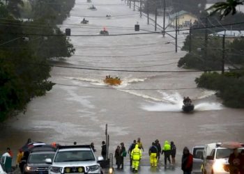 Dos muertos y más de 120.000 personas sin electricidad tras las fuertes tormentas en Australia